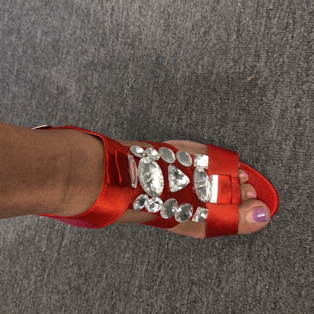 Heels - Picture 7 of 7